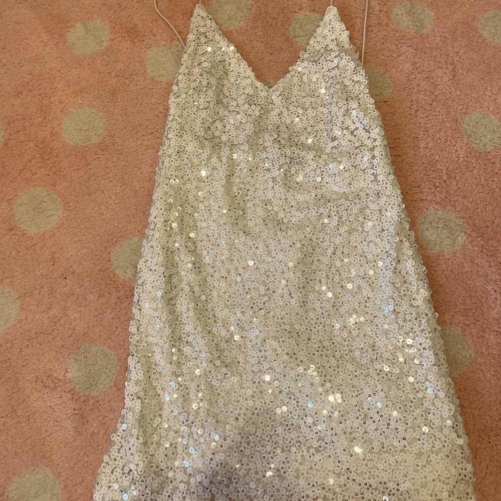 XS Lulu homecoming mini dress